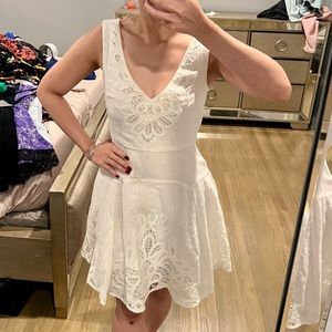 Jolie white linen dress (S)